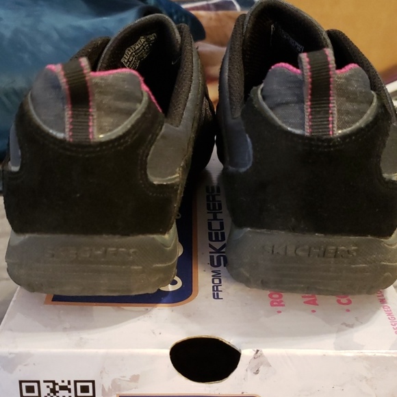 Skechers Relaxed Fit Slip On Sneakers - Picture 3 of 6